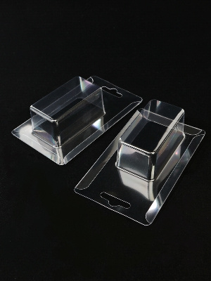 Блистер с загибом краев под изделие 38х73х34,5 мм. Тип 28