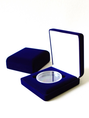 Футляр (120х131х50 мм) для одной монеты, медали в капсуле (диаметр 74 мм) Футляр (120х131х50 мм) для одной монеты, медали в капсуле (диаметр 74 мм)