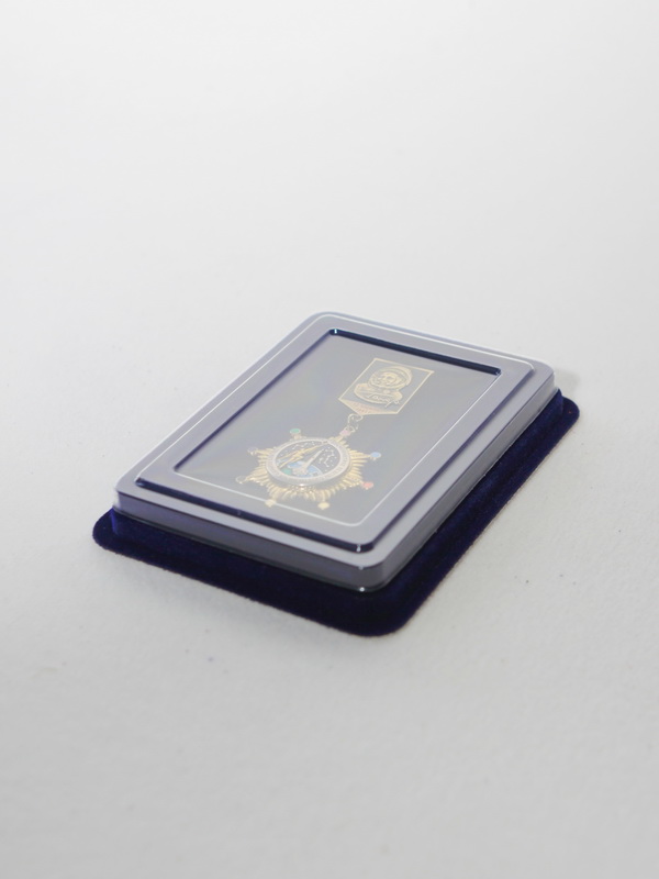  Сувенирная упаковка (110х139х22 мм) с поролоновой вставкой под универсальную медаль (59х97х16 мм), зелёный