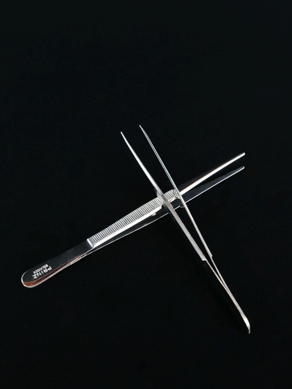 Пинцет для марок узкий заостренный, 120 мм. Prinz, 1210