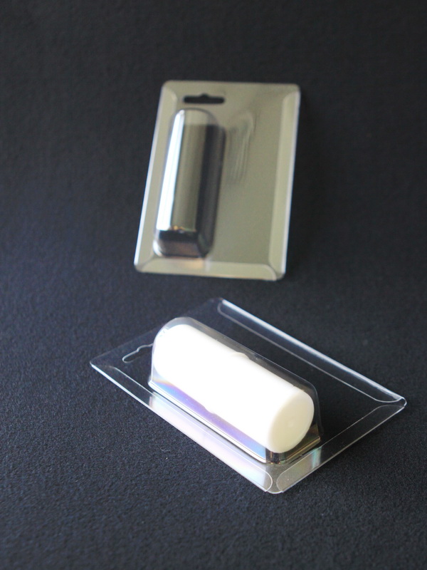 Блистер с загибом краев для тюбика