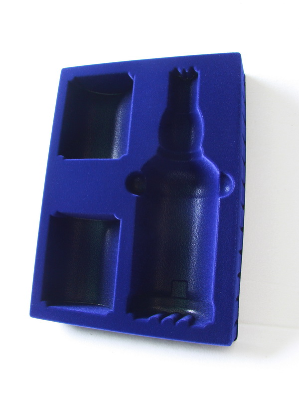 Флокированный ложемент под бутылку виски и 2 бокала