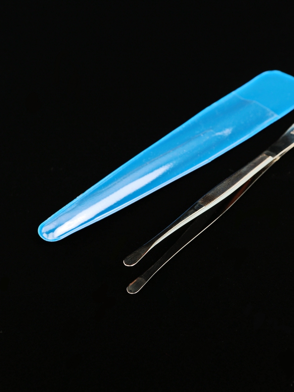 Пинцет для марок с прямой закруглённой широкой лопаткой, 120 мм. Prinz, 1230