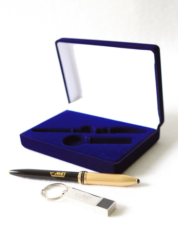 Футляр флокированный (102х142х42 мм) для ручки и флешки