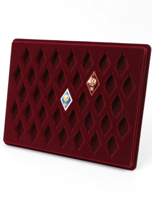 Планшет S (243х304х21 мм) на 37 знаков об окончании военного училища. Ромбы Планшет S (243х304х21 мм) на 37 знаков об окончании военного училища. Ромбы