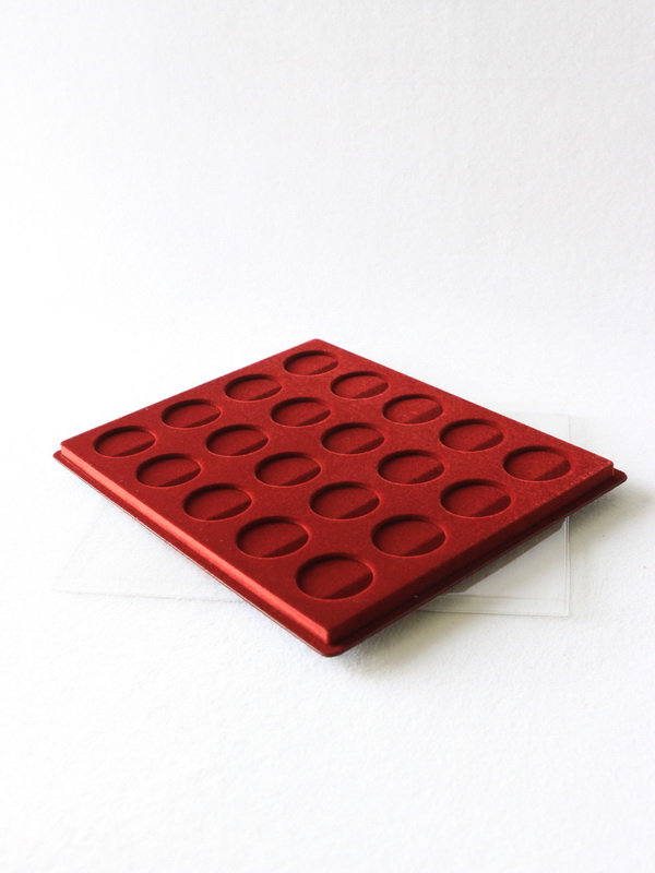 Планшет S (234х296х12 мм) для монет d-41 мм (20 ячеек) Планшет S (234х296х12 мм) для монет d-41 мм (20 ячеек)