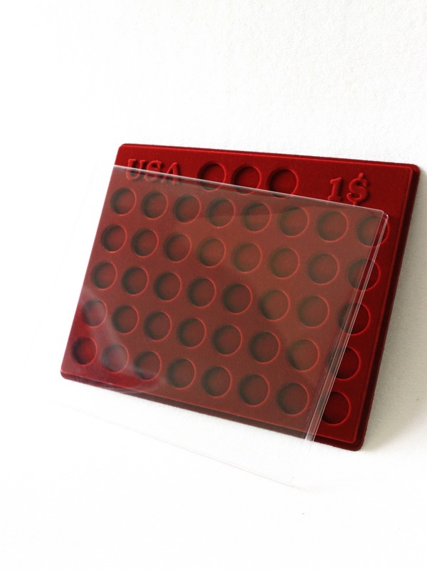 Планшет S (234х296х12 мм) для монет 1 доллар США (Президенты США) (43 ячейки), тёмно-бордовый  Планшет S (234х296х12 мм) для монет 1 доллар США (Президенты США) (43 ячейки), тёмно-бордовый