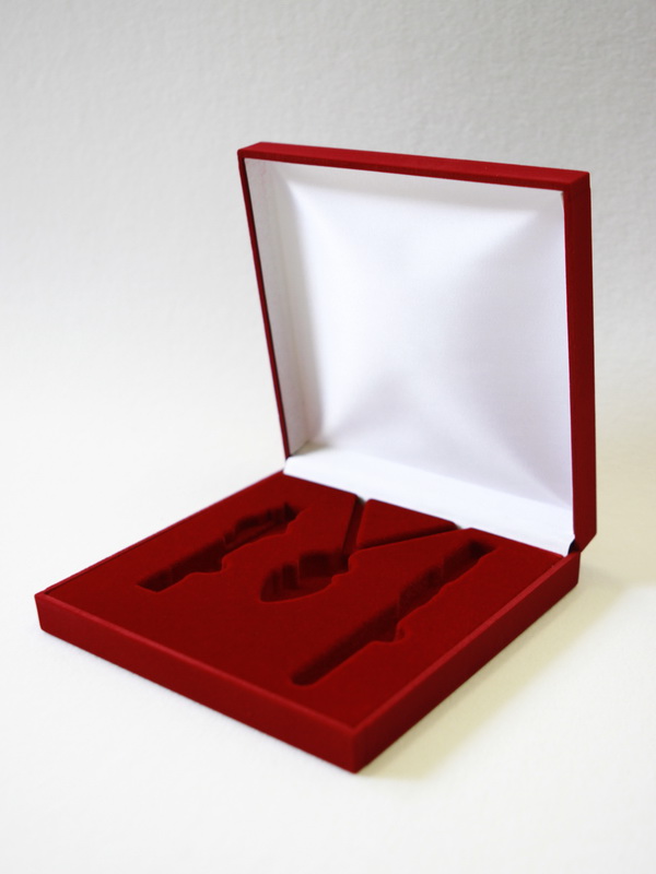 Футляр флокированный для женского набора