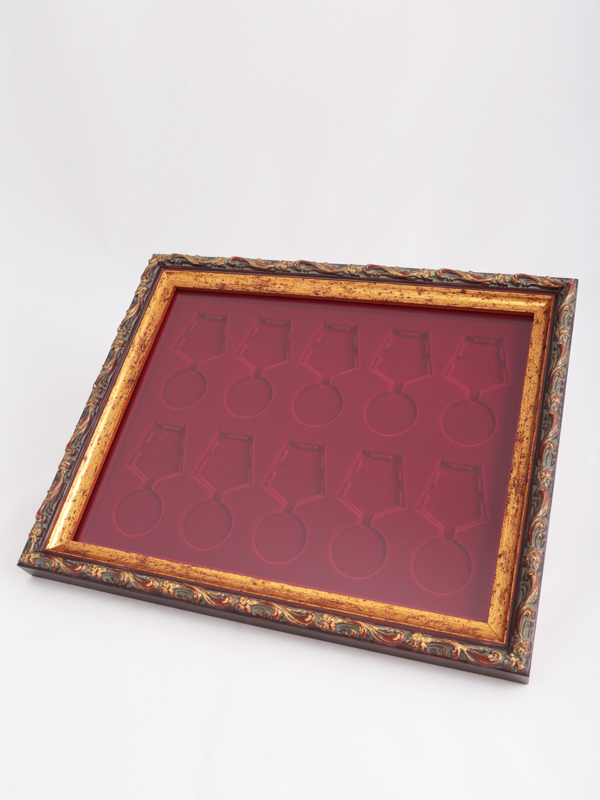  Багетная рамка S серии «Барокко» (золото) на 10 медалей РФ d-37 мм с пятиугольной колодкой, чёрный