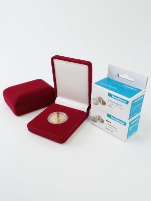 Футляр (61х79х32 мм) для монеты, медали диаметром 22 мм или 22,5 мм в капсуле Leuchtturm (диаметр ячейки 28,5 мм) Футляр (61х79х32 мм) для монеты, медали диаметром 22 мм или 22,5 мм в капсуле Leuchtturm (диаметр ячейки 28,5 мм)