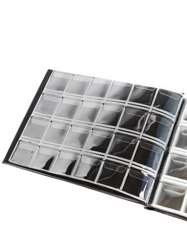 Карманный монетный альбом 209х153х18 мм для размещения 240 монет, горизонтальный