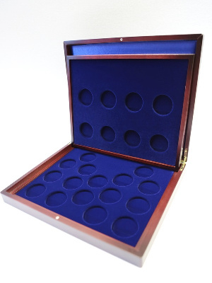 Футляр деревянный Volterra Duo (344х267х50 мм) для 8 золотых и 16 серебряных монет Сочи-2014. 2 уровня Футляр деревянный Volterra Duo (344х267х50 мм) для 8 золотых и 16 серебряных монет Сочи-2014. 2 уровня