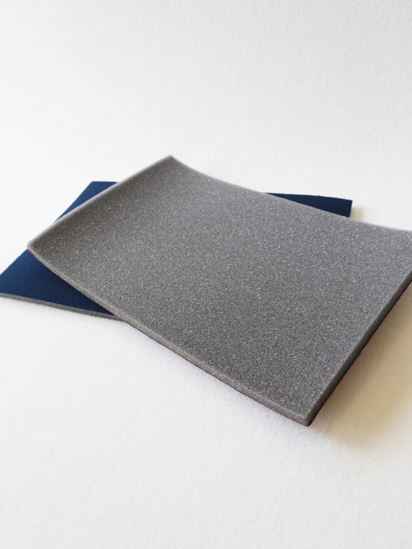 Поролоновая вставка с тканевым покрытием (210х270х9 мм). Серия S