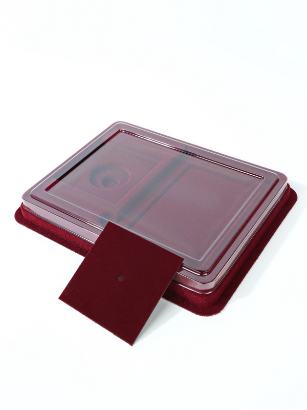  Сувенирная упаковка (181х142х22 мм) под знаки с винтами и удостоверение (81х112х8 мм), тёмно-синий