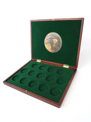 Футляр деревянный Volterra Uno (304х244х31 мм) для 14 серебряных монет Кубок Конфедераций 2017 и Чемпионат мира по футболу 2018 в капсулах. Кубок Футляр деревянный Volterra Uno (304х244х31 мм) для 14 серебряных монет Кубок Конфедераций 2017 и Чемпионат мира по футболу 2018 в капсулах. Кубок