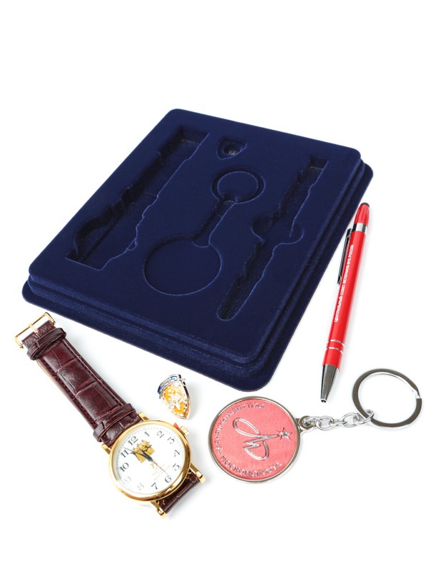 Сувенирная упаковка (162х191х20 мм) для подарочного набора «Ветеран МЧС России»