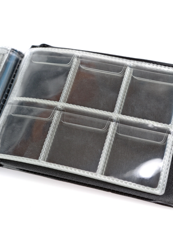 Карманный монетный альбом 138х99х18 мм для размещения 60 монет, горизонтальный, тёмно-бордовый