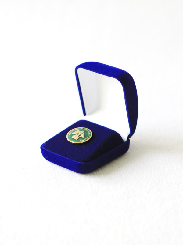  Футляр (53х59х33 мм) под значок на цанге, тёмно-синий