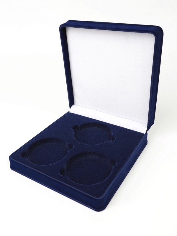  Футляр (186х192х50 мм) для 3 монет в капсулах (диаметр 74 мм), тёмно-синий