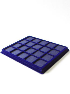 Планшет S (243х304х21 мм) на 20 ячеек (47х47х16 мм) (с поролоновой вставкой) Планшет S (243х304х21 мм) на 20 ячеек (47х47х16 мм) (с поролоновой вставкой)