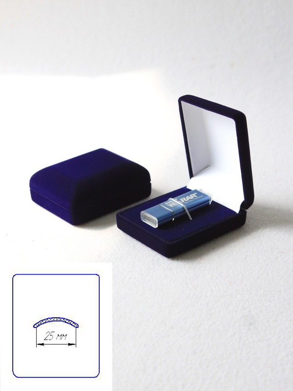 Футляр (61х79х32 мм) с резинкой (25 мм) Футляр (61х79х32 мм) с резинкой (25 мм)