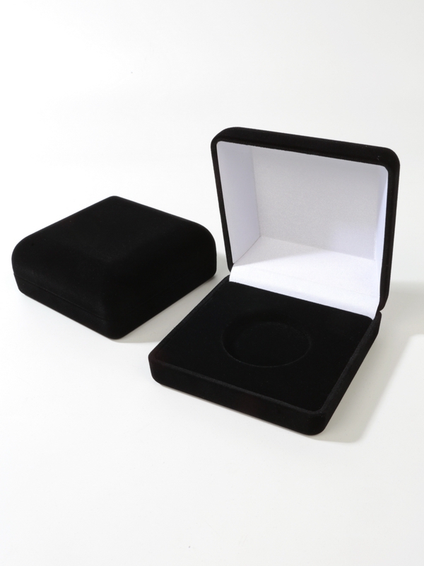  Футляр (92х92х40 мм) для монеты в капсуле (диаметр 44 мм), чёрный