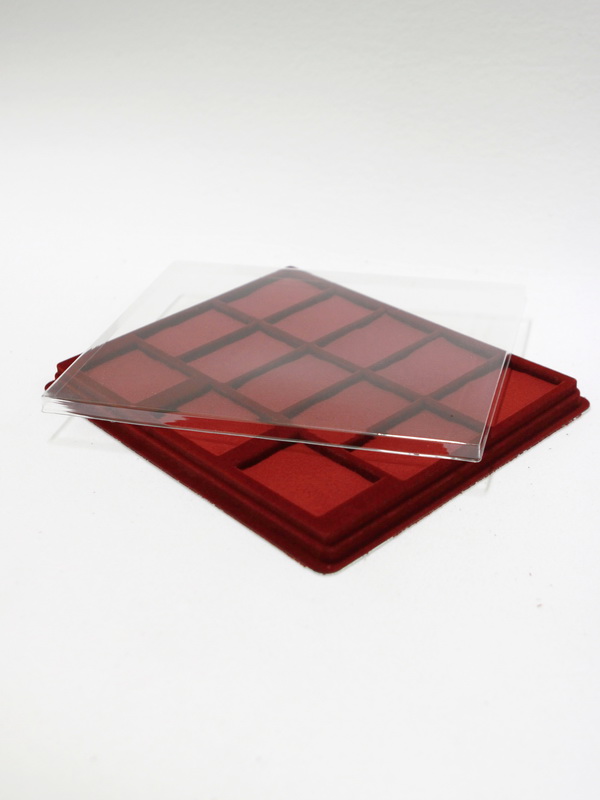 Планшет S (243х304х21 мм) на 13 ячеек (51х73х16 мм) (с поролоновой вставкой), тёмно-бордовый