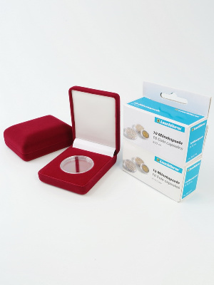 Футляр (61х79х32 мм) для монеты, медали диаметром 32 мм или 32,5 мм в капсуле Leuchtturm (диаметр ячейки 37,8 мм) Футляр (61х79х32 мм) для монеты, медали диаметром 32 мм или 32,5 мм в капсуле Leuchtturm (диаметр ячейки 37,8 мм)