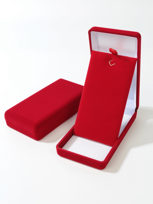  Футляр (62х116х26 мм) под серьги, подвеску, красный
