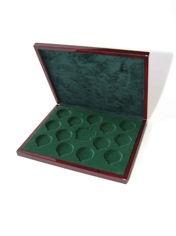 Деревянный футляр (242х305х36 мм) под 13 монет в капсулах и герб