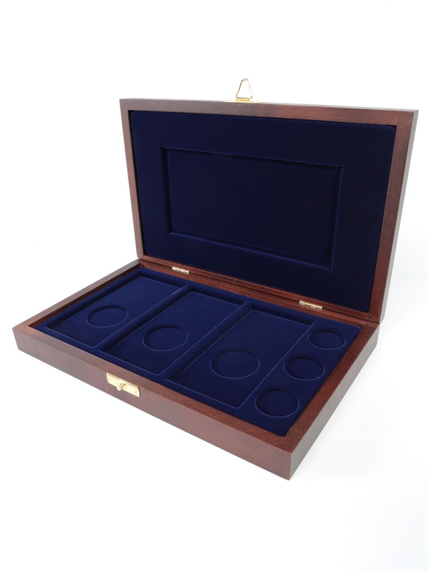  Деревянный футляр Vintage M (244х156х38 мм) для банкноты в чехле, 3 монет 25 рублей и 3 монет 25 рублей в блистере «Футбол 2018», тёмно-синий