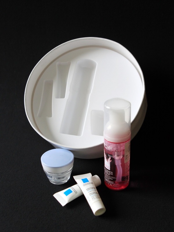 Пластиковый ложемент для косметического набора