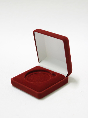 Футляр (92х92х40 мм) для монеты, медали (диаметр 60 мм, глубина 5 мм) Футляр (92х92х40 мм) для монеты, медали (диаметр 60 мм, глубина 5 мм)