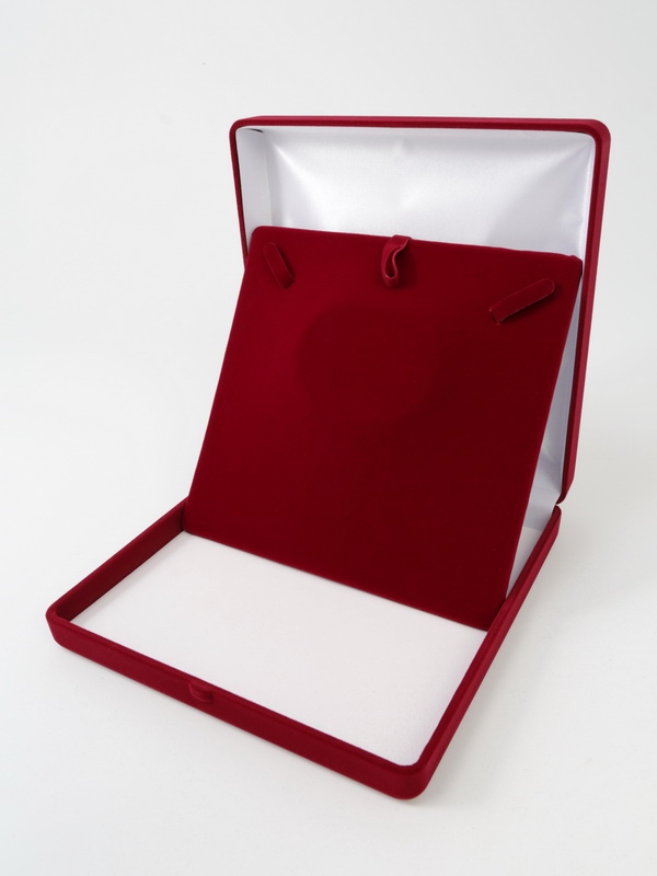 Футляр (169х169х39 мм) с ложементом для колье, тёмно-синий Футляр (169х169х39 мм) с ложементом для колье, тёмно-синий