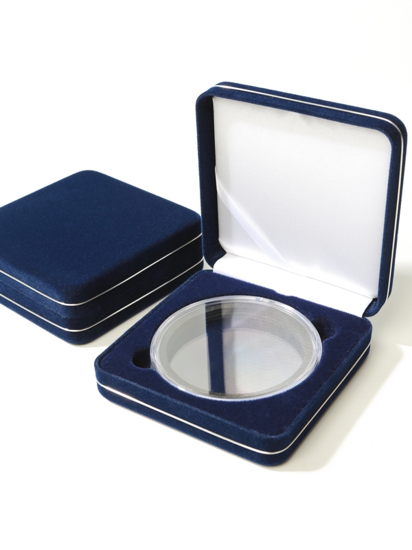 Футляр замшевый (92х92х34 мм) для 1 монеты в капсуле (диаметр 74 мм), логотип Банк России, тёмно-синий/персонализация