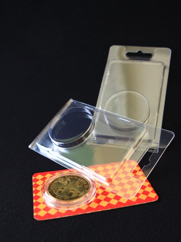 Двухсторонняя блистерная упаковка для монеты в капсуле