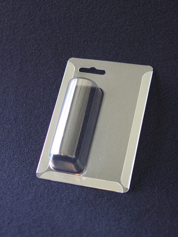 Блистер с загибом краев для тюбика