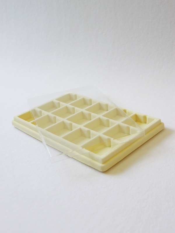 Флокированная упаковка под набор шоколадок (15 ячеек)