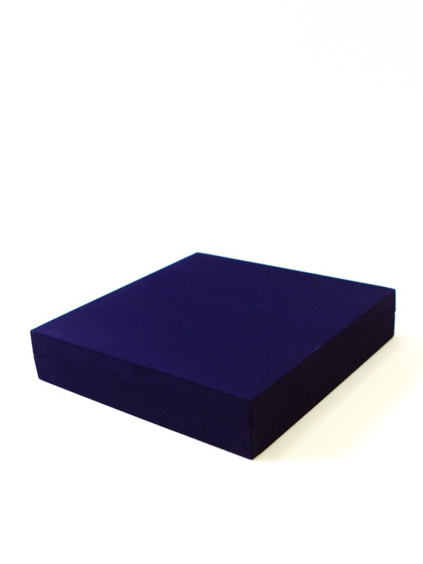 Футляр (160х160х33 мм) с универсальным ложементом, тёмно-синий Футляр (160х160х33 мм) с универсальным ложементом, тёмно-синий