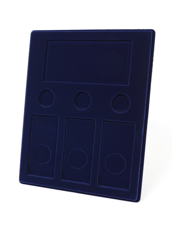 Планшет S (234х296х12 мм) для 3 монет 25 рублей в капсулах Leuchtturm, 3 монет 25 рублей в блистере и банкноты «Футбол 2018» в чехле, тёмно-синий  Планшет S (234х296х12 мм) для 3 монет 25 рублей в капсулах Leuchtturm, 3 монет 25 рублей в блистере и банкноты «Футбол 2018» в чехле, тёмно-синий