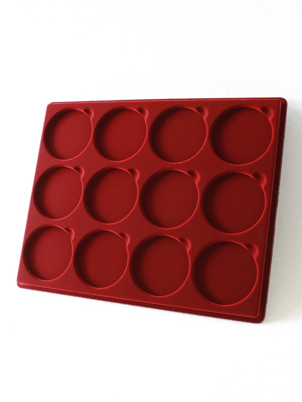 Планшет S (234х296х12 мм) для монет, медалей d-65 мм (12 ячеек)