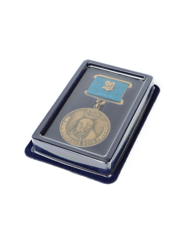  Сувенирная упаковка (63х91х15 мм) для медали на квадро колодке (удлинённая), тёмно-синий