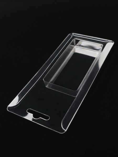 Блистер с загибом краев под изделие 48,5х103,5х15 мм. Тип 5