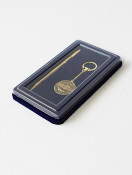 Флокированная упаковка под подарочный набор (ручка и брелок)