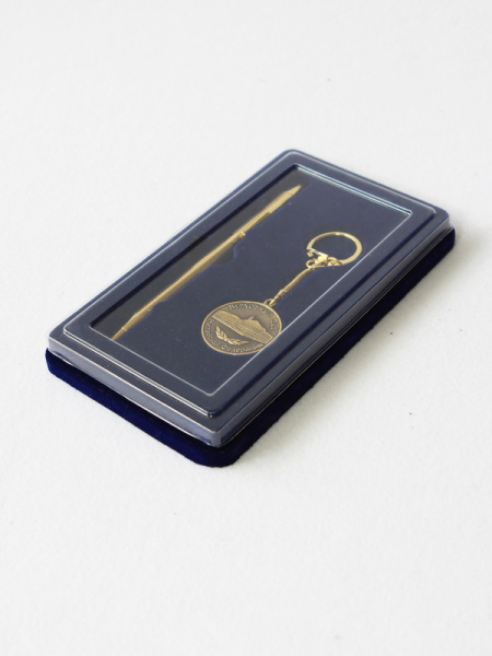 Флокированная упаковка под подарочный набор (ручка и брелок)