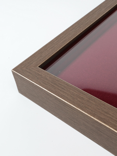  Багетная рамка S пластиковая под 1 ячейку (209х270х18 мм) с поролоновой вставкой. Вид 6, тёмно-бордовый