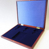 Футляр деревянный Volterra Uno (304х244х31 мм) на 3 медали РФ d-32 мм и 1 удостоверение