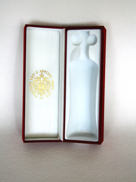 Флокированный ложемент под бутылку водки «Императорская коллекция»