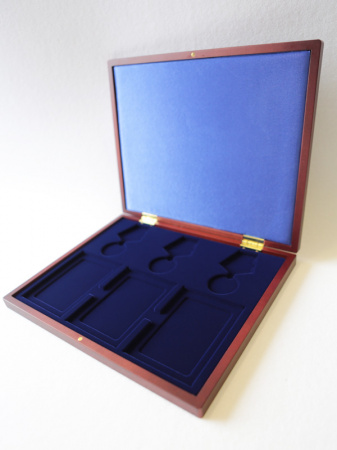 Футляр деревянный Volterra Uno (304х244х31 мм) для 3 медалей РФ d-37 мм и 3 удостоверений
