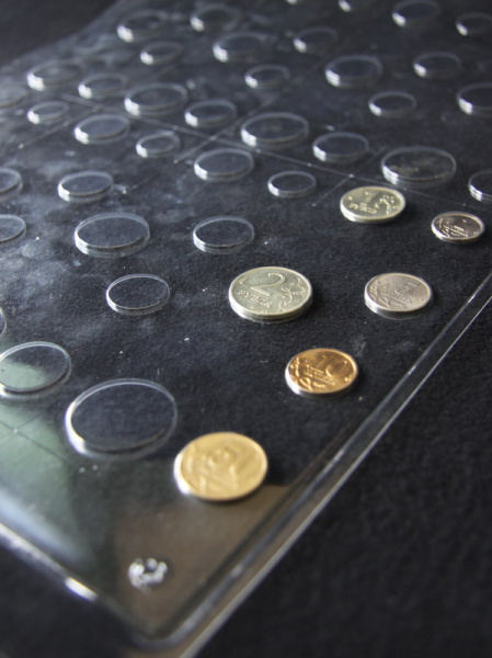 Под набор монет